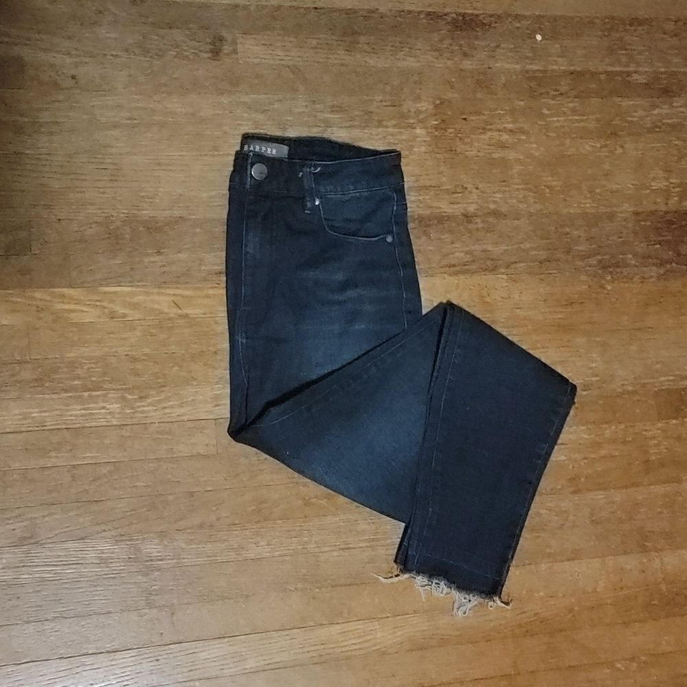 Super dark wash skinny jeans with released hem